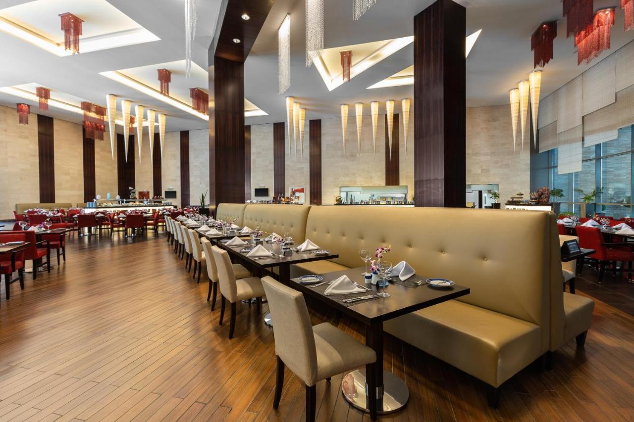كراون بلازا آر دي سي الرياض - فندق و مركز مؤتمرات المظهر الخارجي الصورة The restaurant