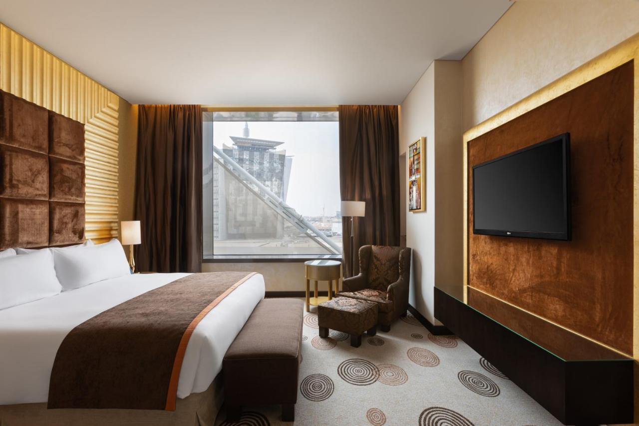 كراون بلازا آر دي سي الرياض - فندق و مركز مؤتمرات الغرفة الصورة Deluxe room