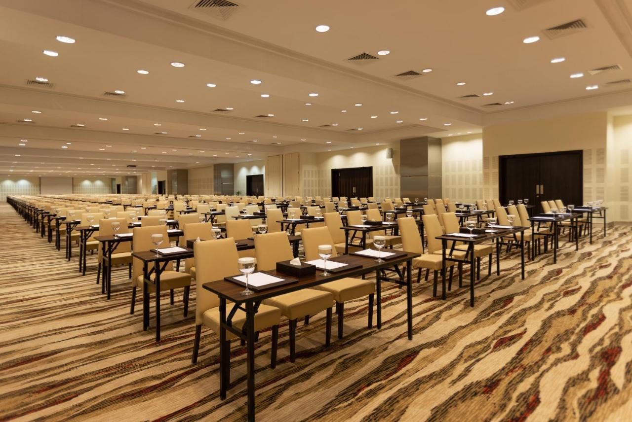كراون بلازا آر دي سي الرياض - فندق و مركز مؤتمرات المظهر الخارجي الصورة The ballroom