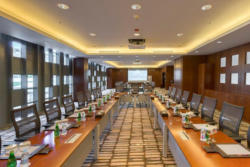 كراون بلازا آر دي سي الرياض - فندق و مركز مؤتمرات المظهر الخارجي الصورة Meeting room